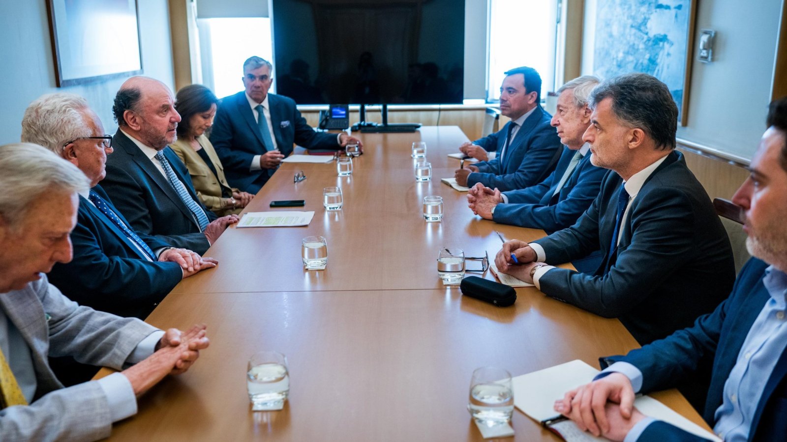 Canciller se reúne con el nuevo directorio del Consejo Chileno para las Relaciones Internacionales