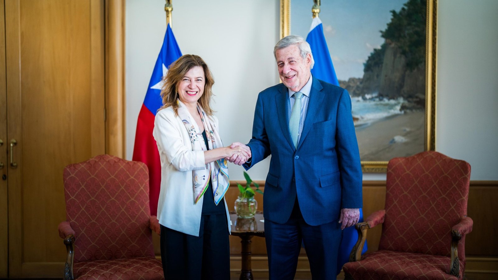 Canciller se reúne con directora regional de ONU Mujeres para América Latina y el Caribe