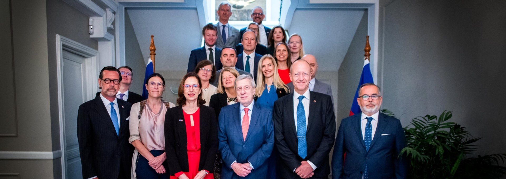 Canciller se reúne con embajadoras y embajadores de la Unión Europea para analizar el primer Consejo Conjunto bilateral