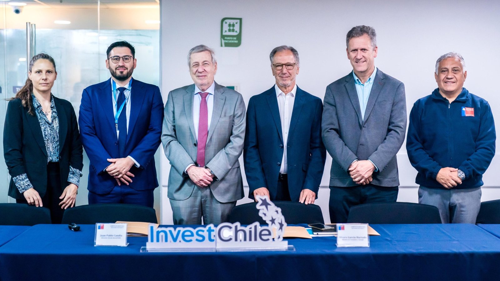 Canciller van Klaveren participa en comité de ministros de InvestChile