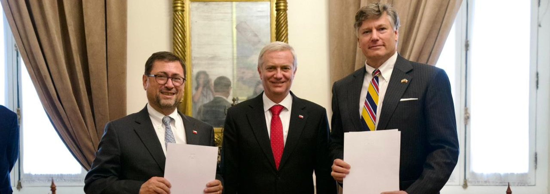 Chile y Estados Unidos firman declaración conjunta sobre minerales críticos y tierras raras