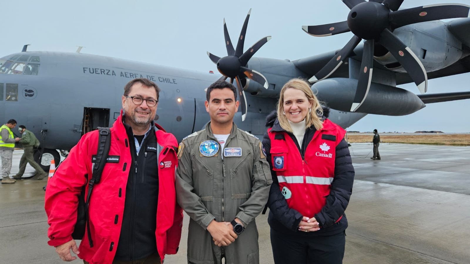 Canciller Pérez Mackenna realiza viaje a la Antártica y refuerza el rol de dicho territorio en soberanía, ciencia, cuidado del medio ambiente y cooperación internacional