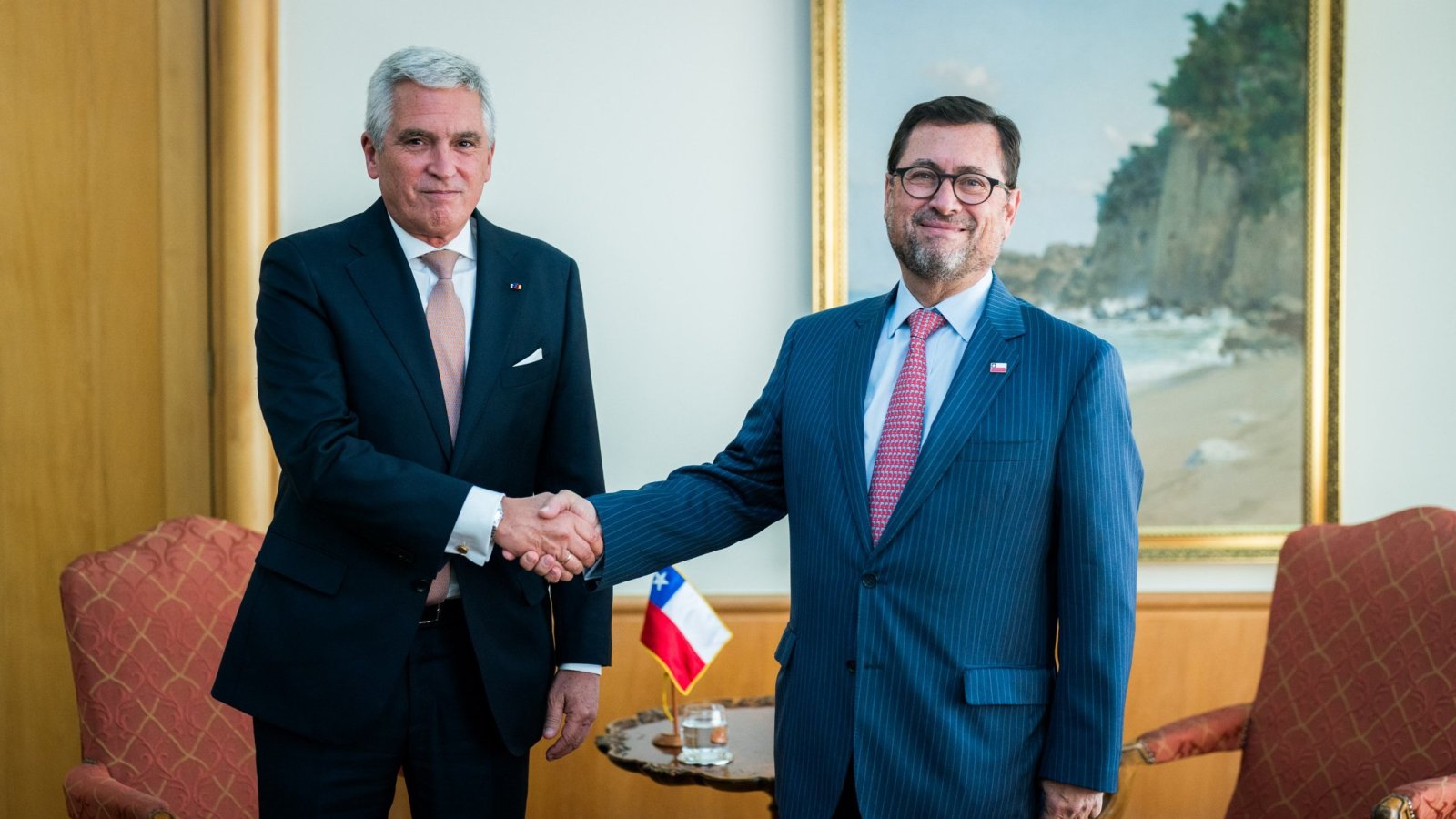 Canciller se reúne con embajadores de Perú, Israel y Palestina