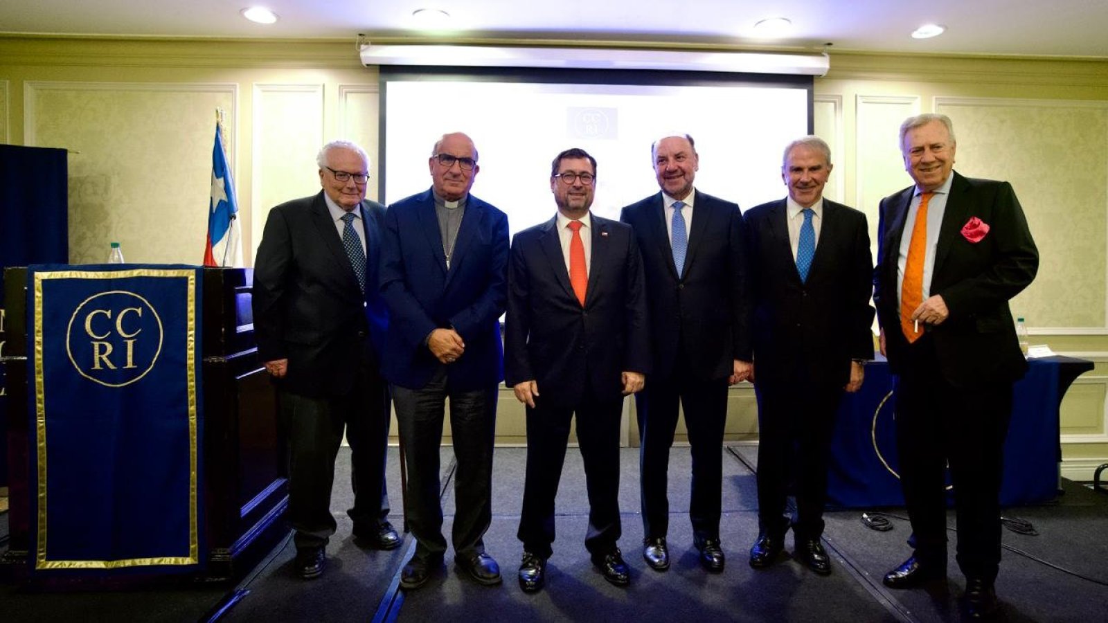 Canciller presenta los ejes de la política exterior del Gobierno ante el Consejo Chileno para las Relaciones Internacionales (CCRI)
