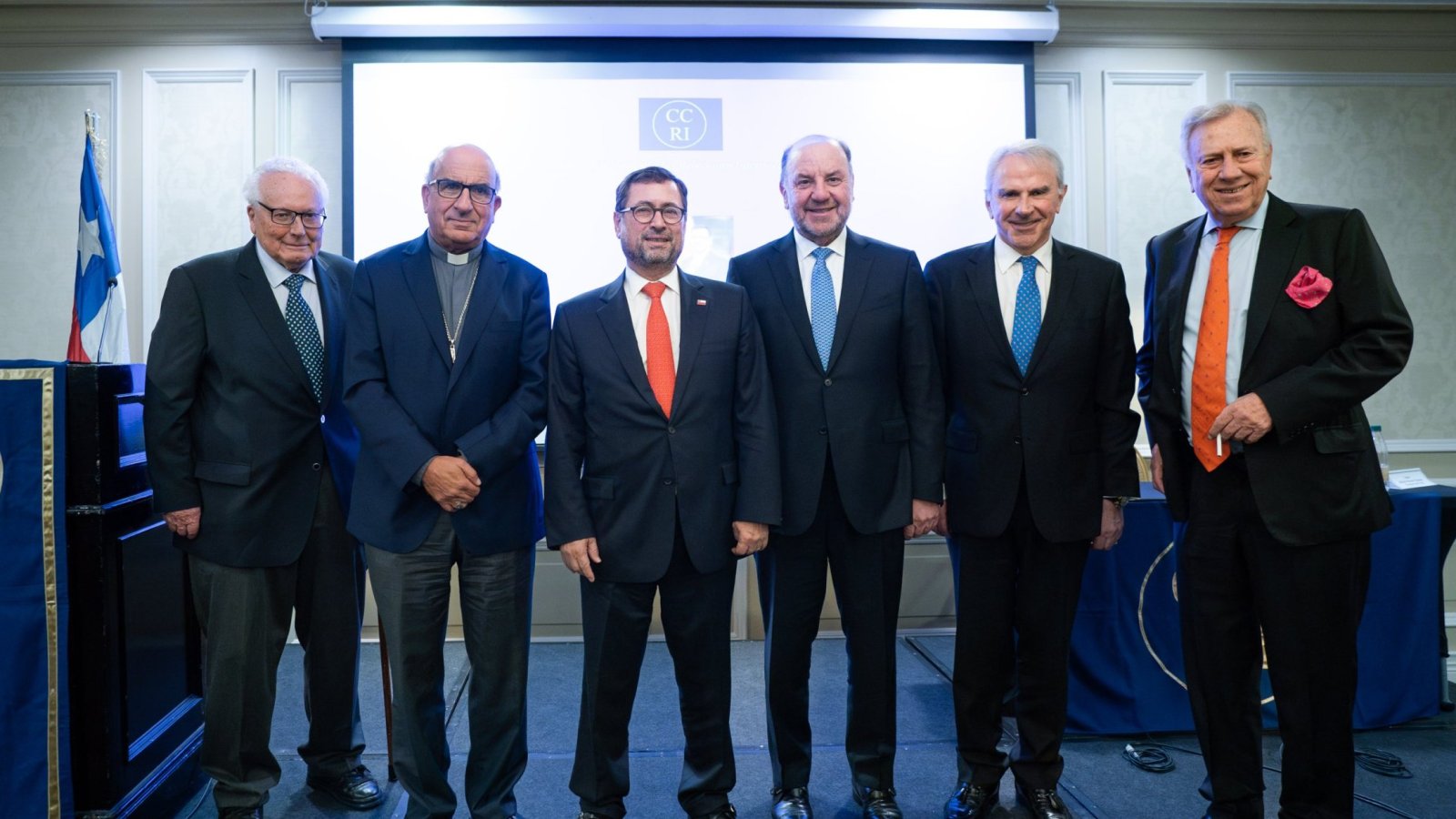 Canciller presenta los ejes de la política exterior del Gobierno ante el Consejo Chileno para las Relaciones Internacionales (CCRI)