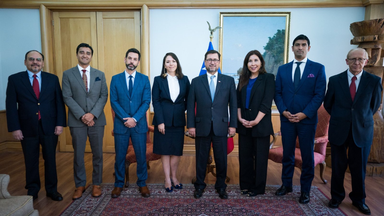 Ministro sostiene audiencia con la Asociación de Diplomáticas y Diplomáticos de Carrera de la Cancillería