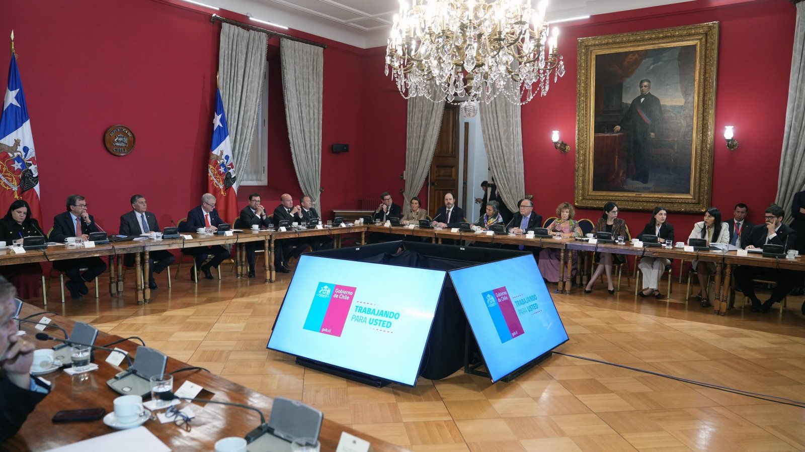 Canciller participa en Consejo de Gabinete a un mes de Gobierno