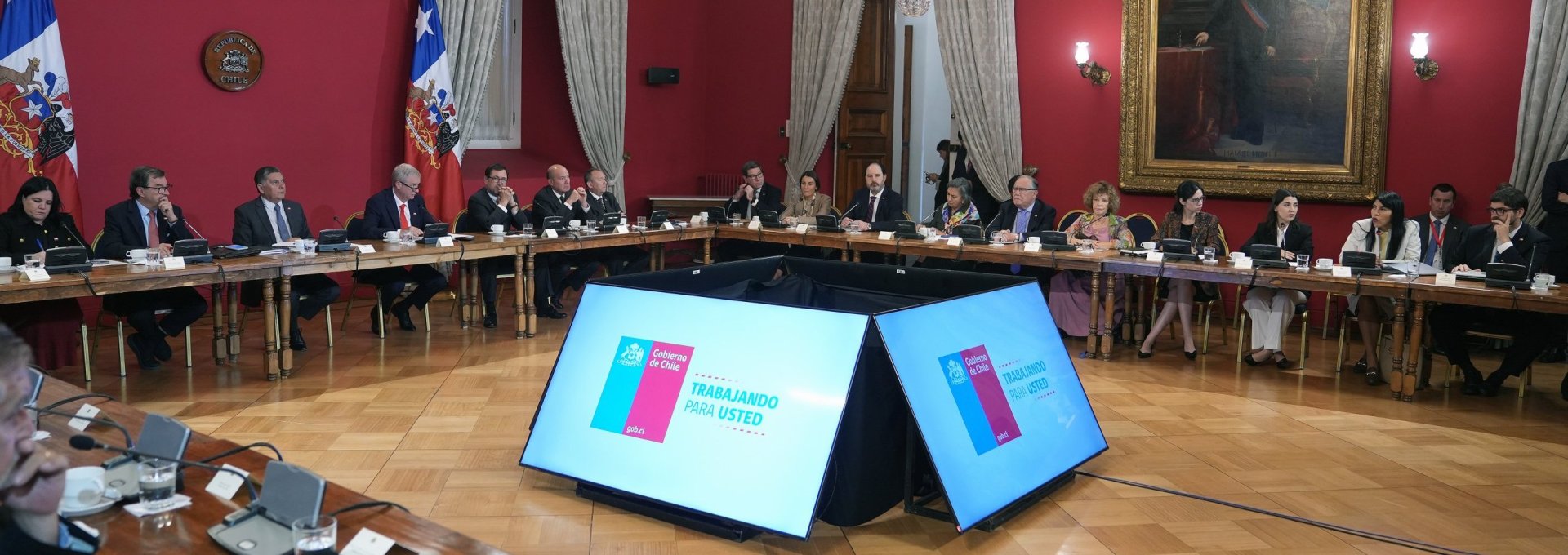 Canciller participa en Consejo de Gabinete a un mes de Gobierno