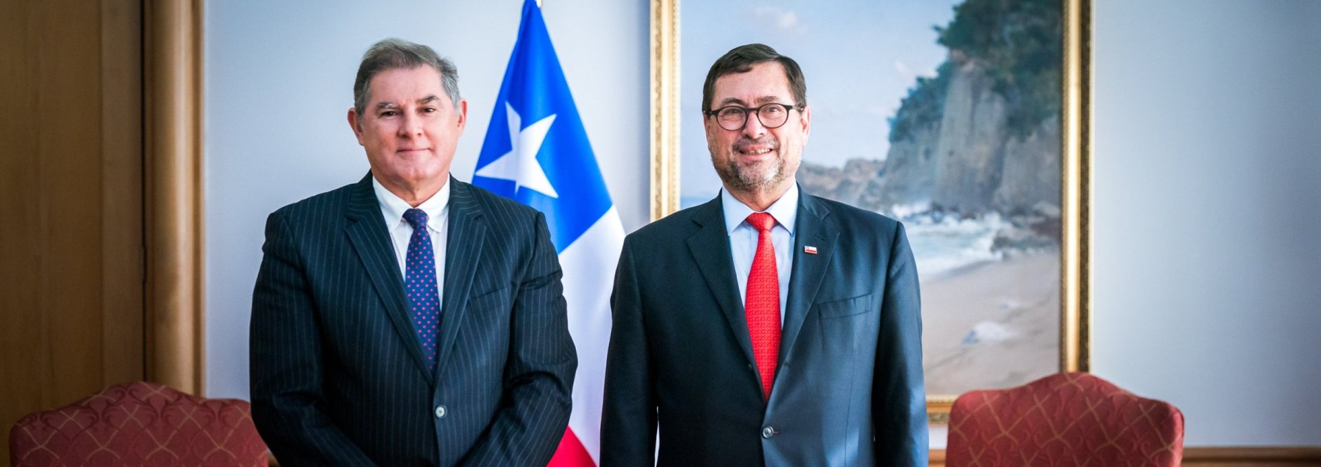 Canciller se reúne con el representante regional de ACNUR