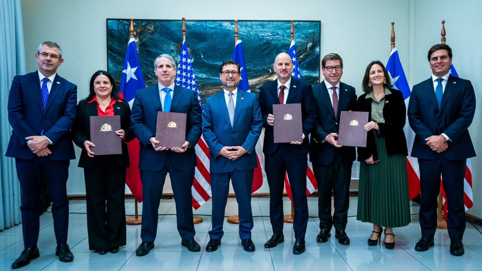 Gobierno de Chile firma acuerdos con Estados Unidos para fortalecer cooperación en minerales críticos y seguridad