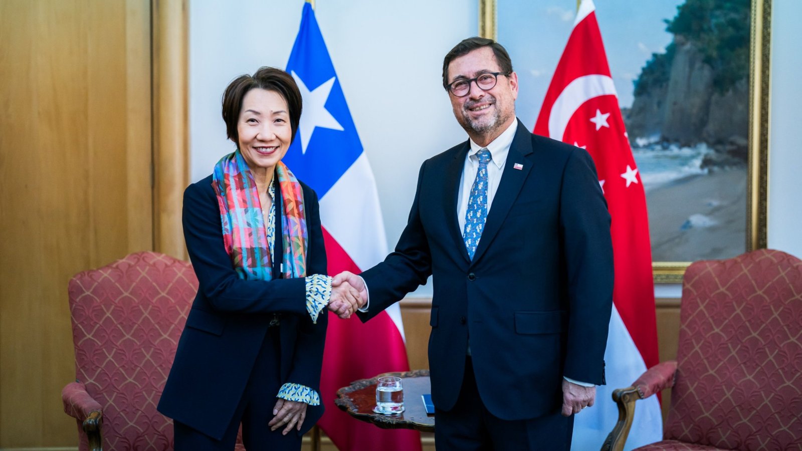 Canciller se reúne con ministra de Sostenibilidad y Medio Ambiente de Singapur