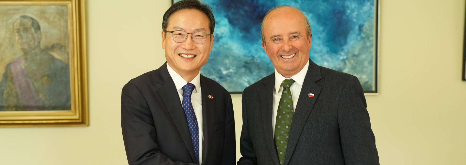 Subsecretario se reúne con embajadores de Noruega y la República de Corea