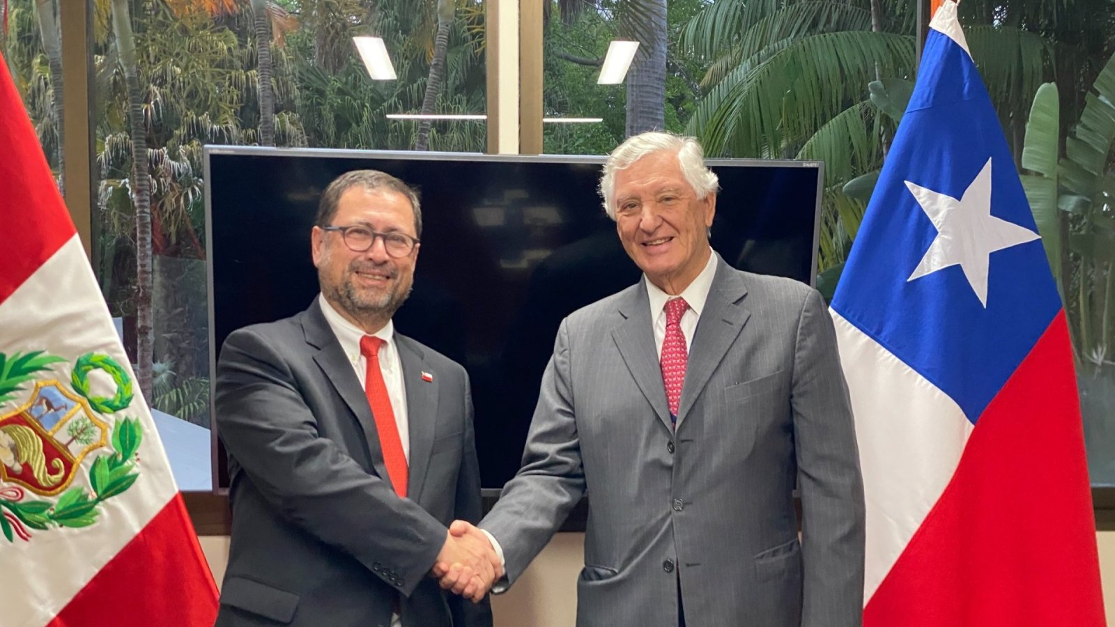 Ministro Pérez Mackenna se reúne en Costa Rica con canciller de Perú y aborda agenda de seguridad y migración entre ambos países