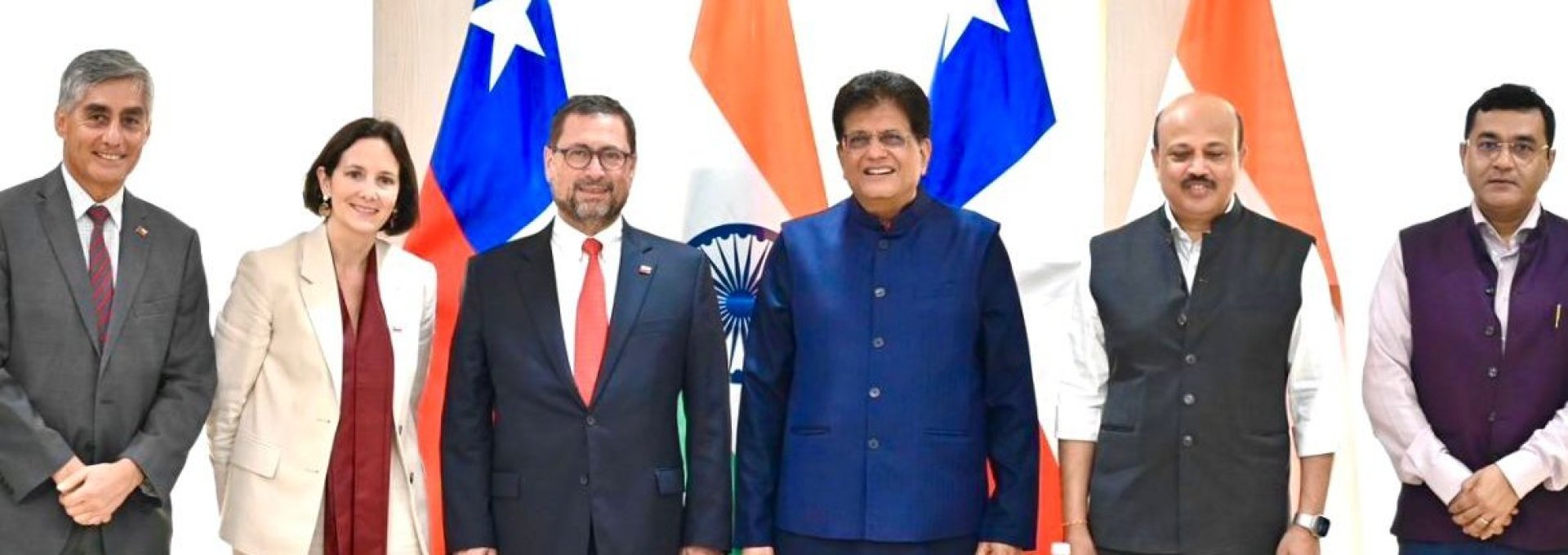 Canciller se reúne con el ministro de Comercio de India por Acuerdo de Asociación Económica que permita abrir nuevos mercados