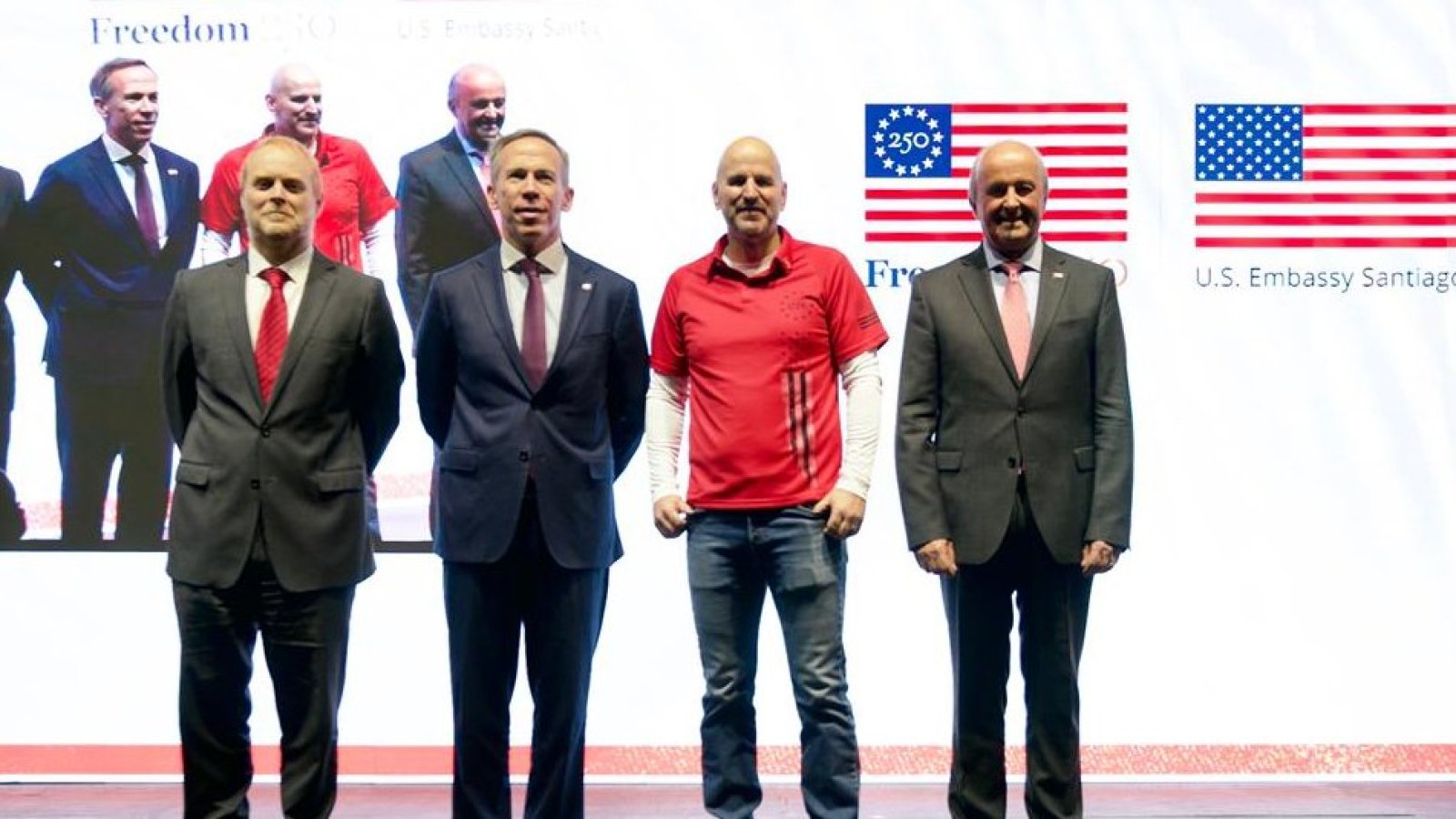 Subsecretario Torres participa de conmemoración de aniversario de Estados Unidos