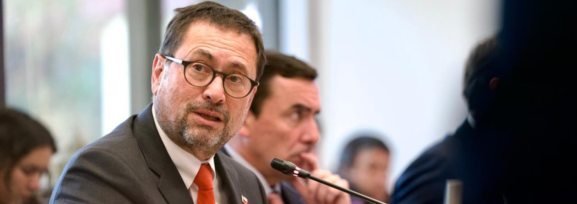 Canciller Pérez Mackenna presentó en Comisión de DD.HH. del Senado
