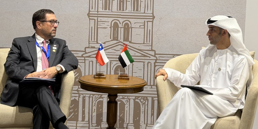 Canciller se reúne con ministro de Comercio de Emiratos Árabes Unidos