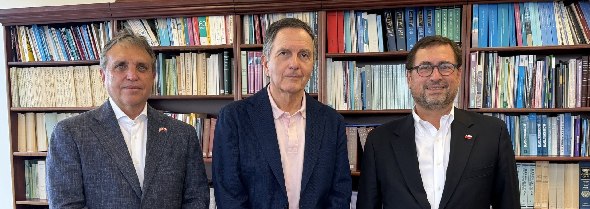 Canciller sostiene reunión de trabajo con embajador de Chile ante la ONU para revisar prioridades de la política exterior de Chile