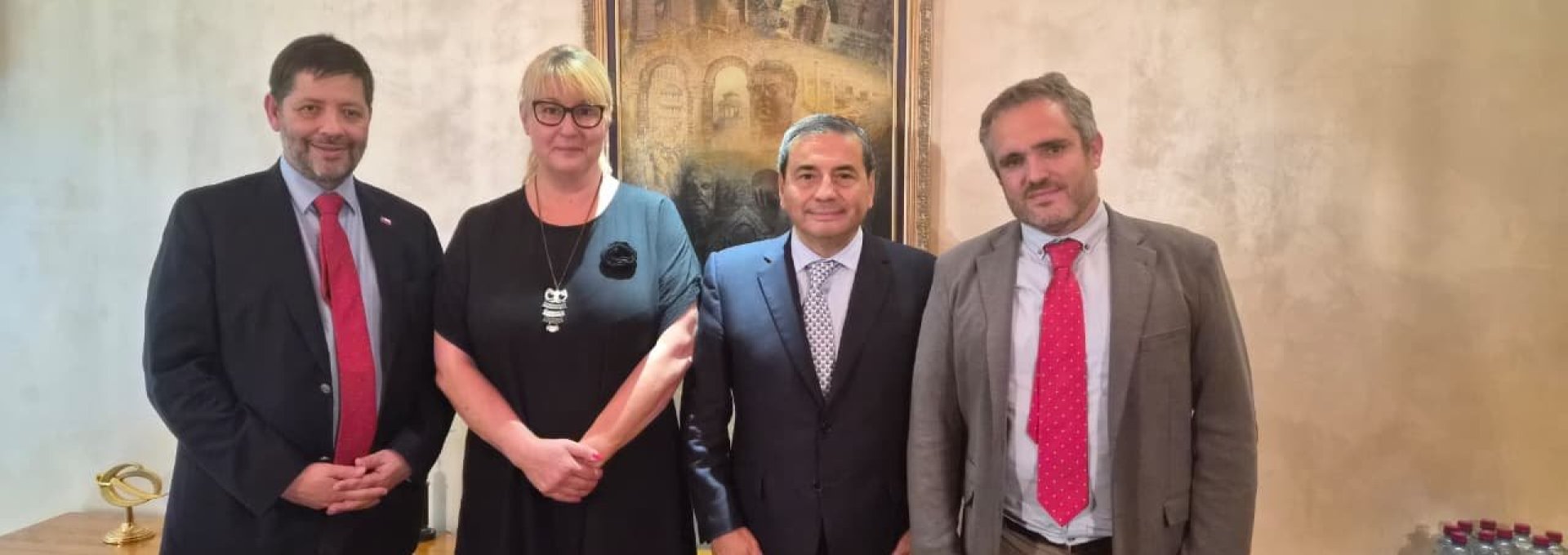 Secretario general de Política Exterior realiza visitas de trabajo a Serbia y Türkiye para fortalecer la agenda bilateral