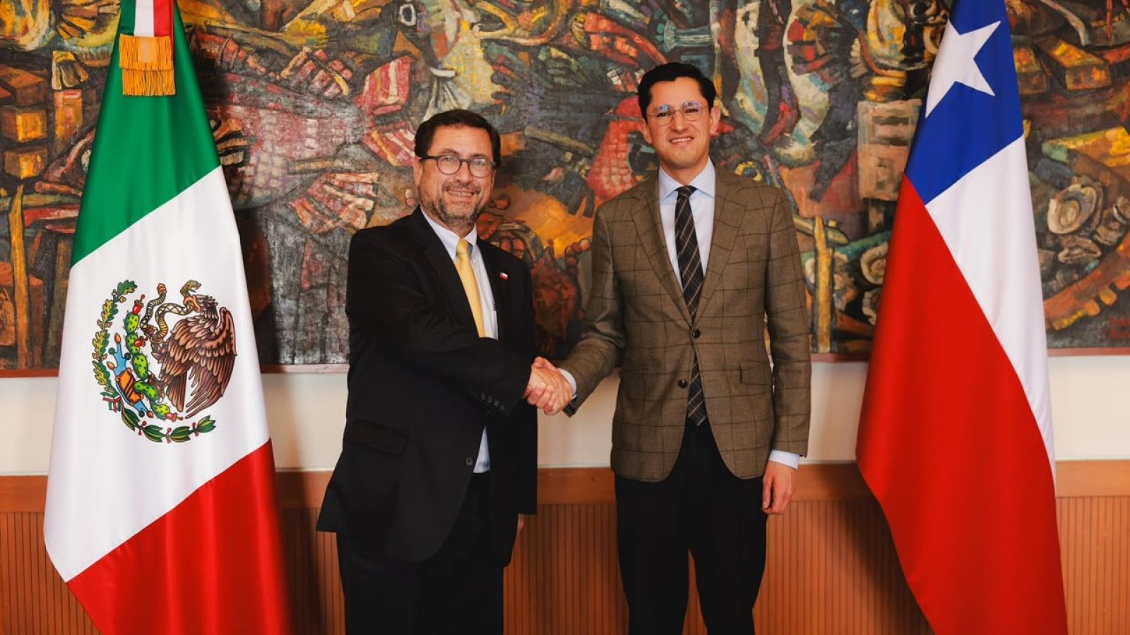Cancilleres de Chile y México abordan cooperación bilateral y profundización del comercio