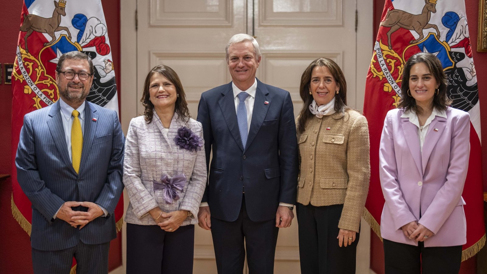 Canciller participa en reunión con la integrante electa del Comité de los Derechos del Niño de Naciones Unidas en La Moneda