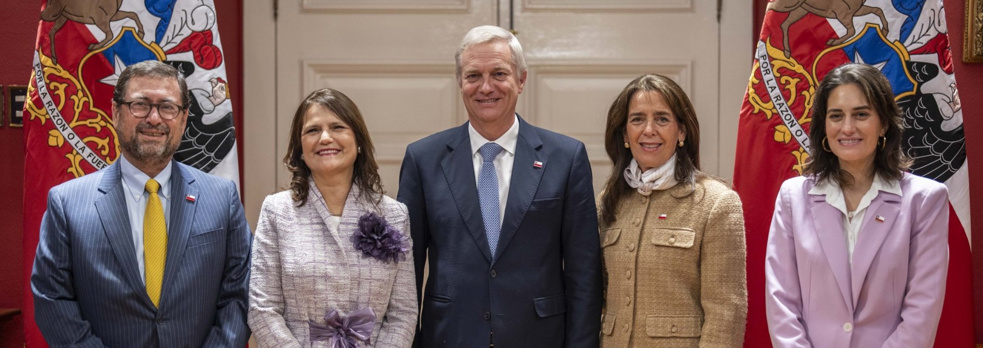 Canciller participa en reunión con la integrante electa del Comité de los Derechos del Niño de Naciones Unidas en La Moneda