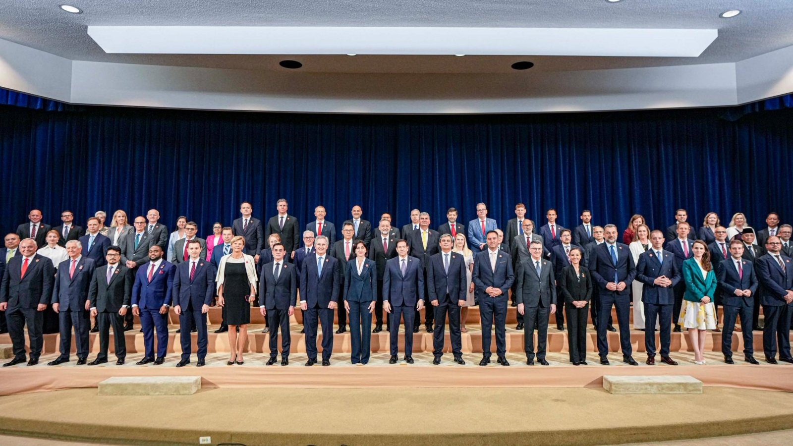 Secretario general de Política Exterior, Embajador Frank Tressler, participa en reunión internacional sobre combate al terrorismo político
