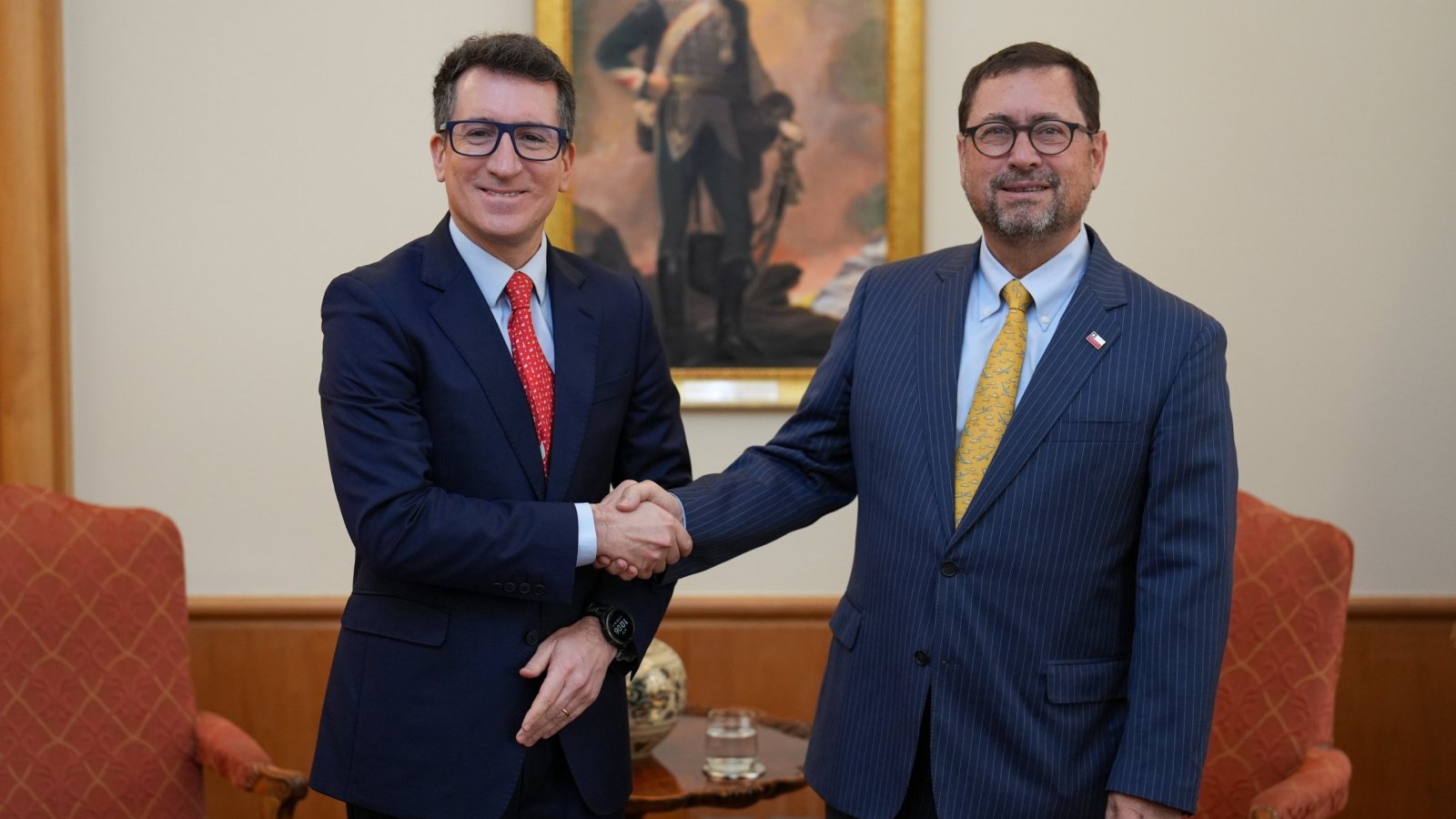 Canciller se reúne con vicepresidente de Corfo para abordar posibilidades de cooperación