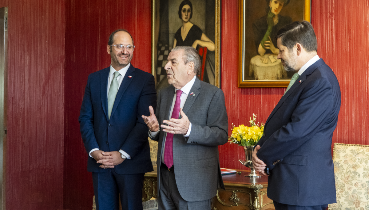 Frei Promotes Valparaíso Candidacy in Brazil