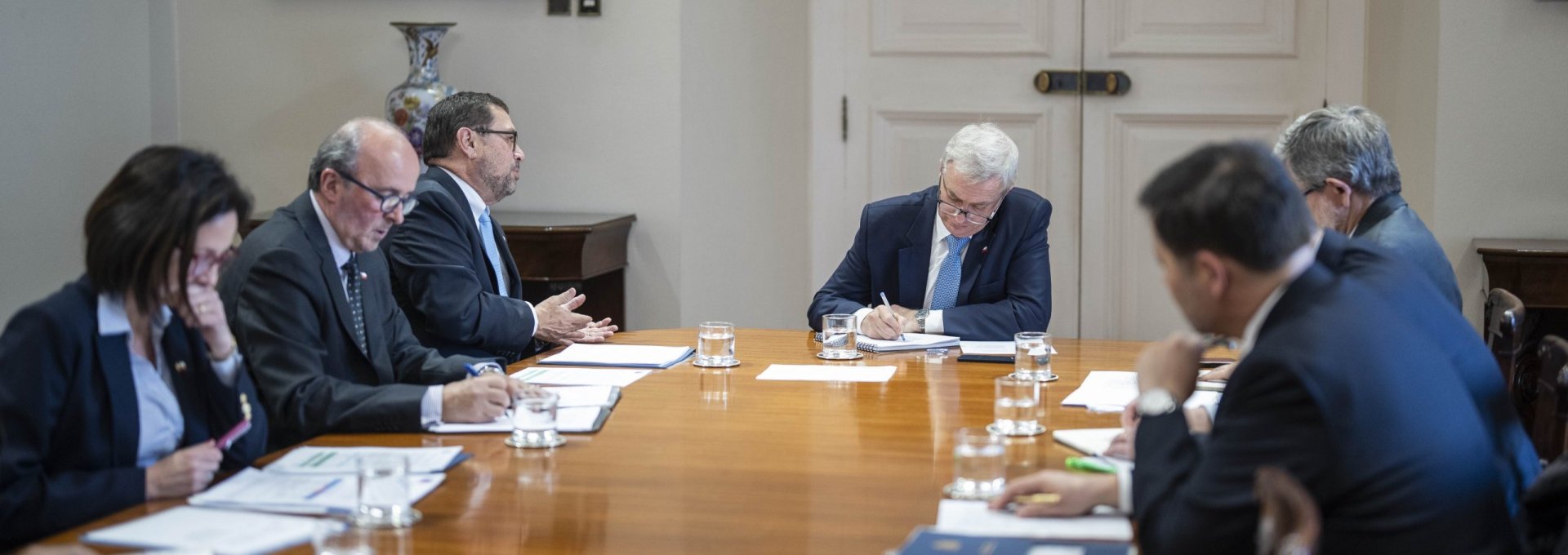 Canciller sostiene reunión de coordinación con el Presidente Kast ante nuevos aranceles de Estados Unidos
