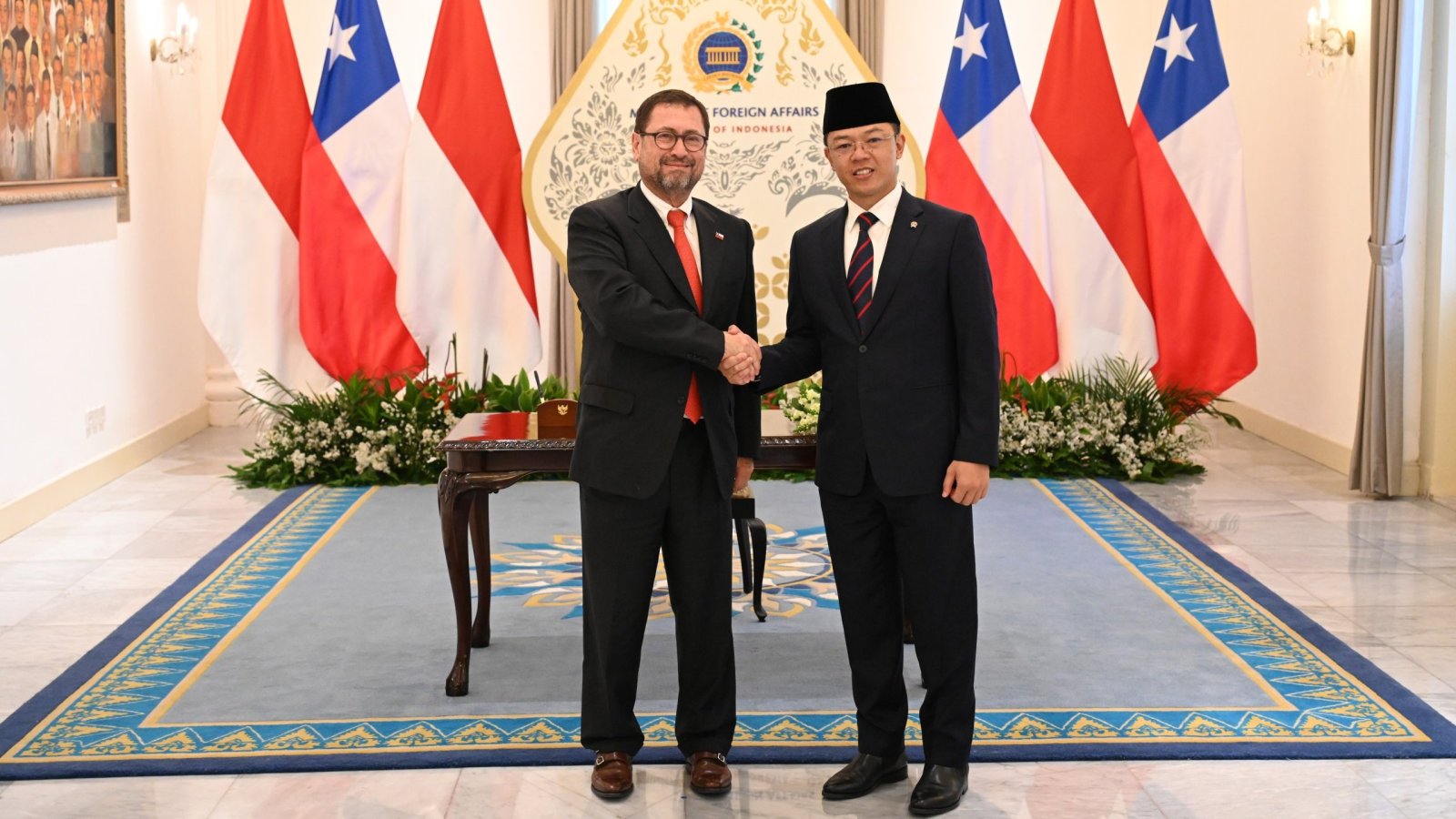 Chile e Indonesia impulsan agenda para fortalecer el comercio e inversión durante visita del canciller Pérez Mackenna