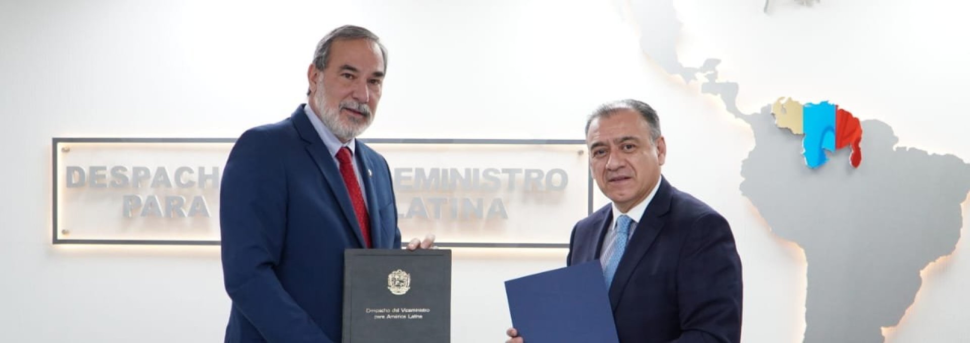 Chile y Venezuela formalizan reinicio de relaciones consulares