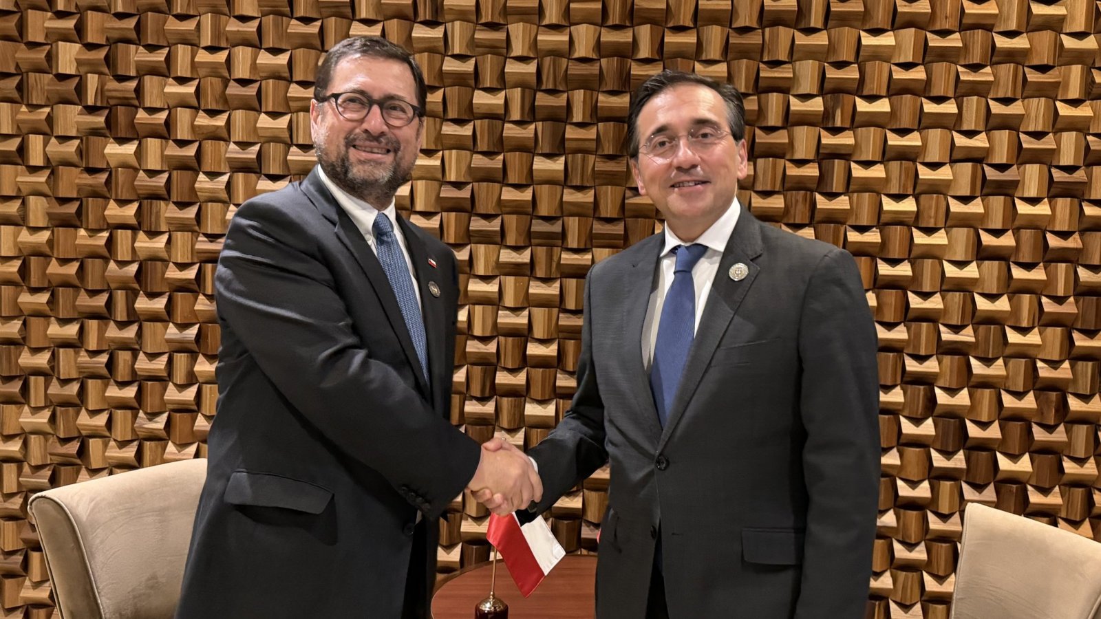 Canciller sostiene reuniones bilaterales con sus pares de España e Israel