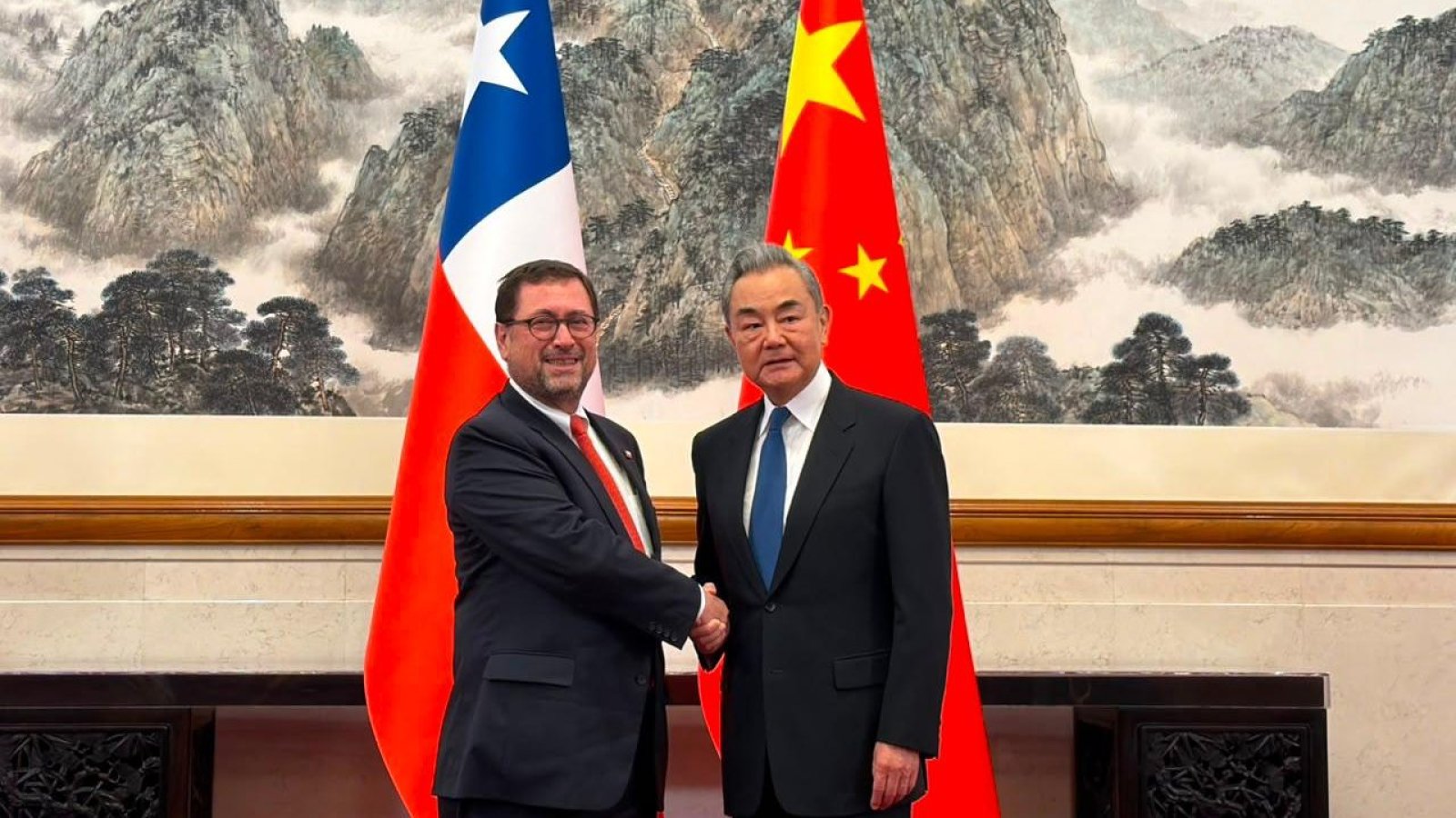 Canciller Pérez Mackenna sostiene reuniones políticas de alto nivel con autoridades de China para profundizar relación y abrir oportunidades: “Queremos mantener una relación constructiva y de largo plazo”