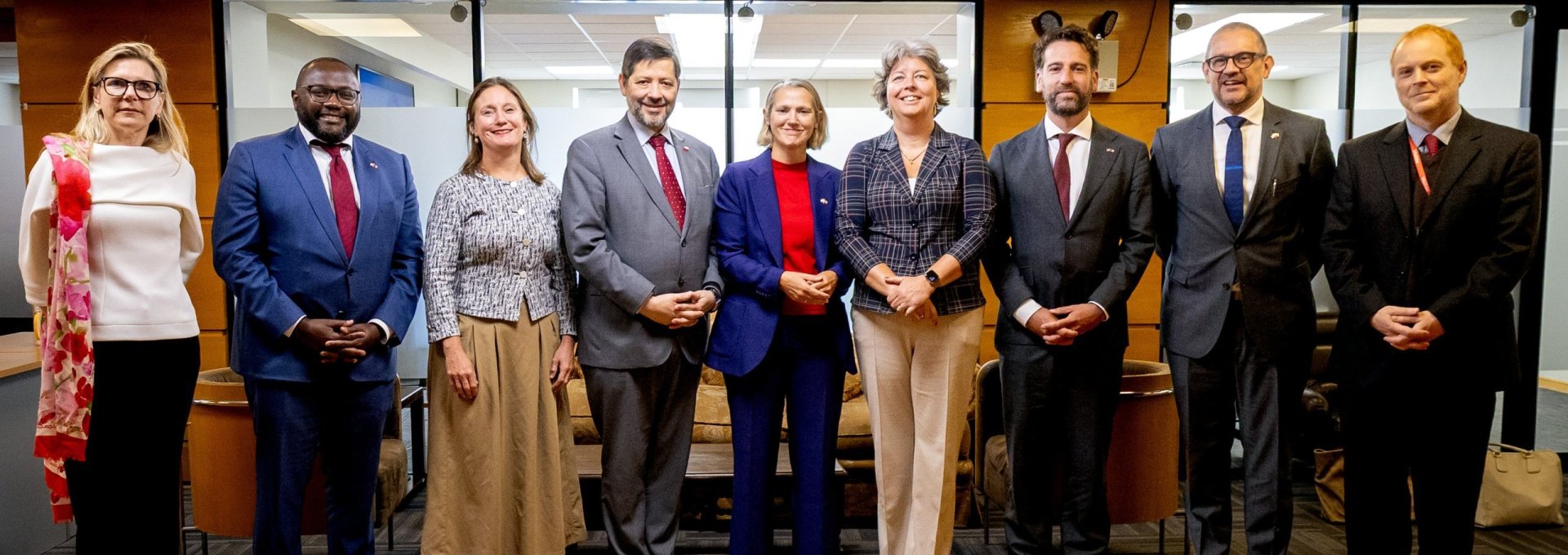 Subsecretario (s) Tressler se reúne con delegación de parlamentarios de Países Bajos