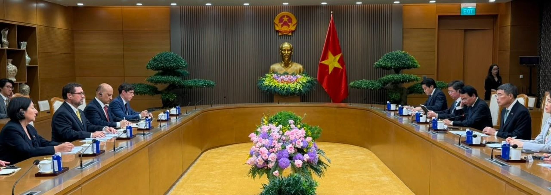 Canciller Pérez Mackenna se reúne con primer ministro de Vietnam y proyecta una nueva etapa de integración con el país asiático: “Vamos a estar más cerca”