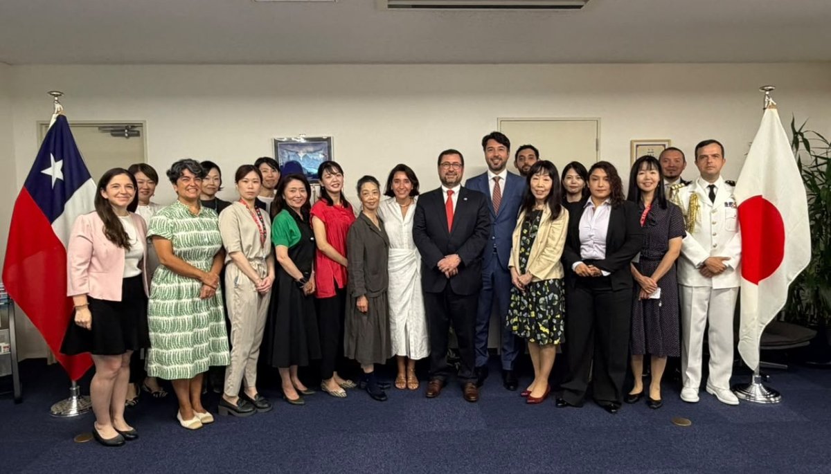Pérez Mackenna Visits Japanese Embassy – Signaling Trade, Investment Push