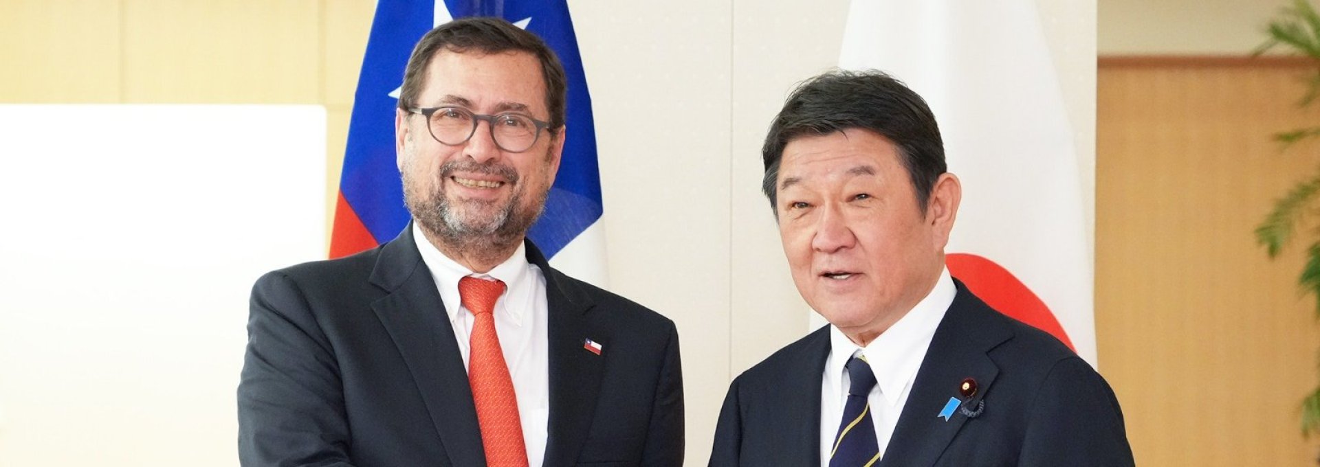 Canciller Pérez Mackenna fortalece alianza de Chile con Japón en reunión con ministro de Relaciones Exteriores: “Proyectamos un futuro común en beneficio de nuestros pueblos”