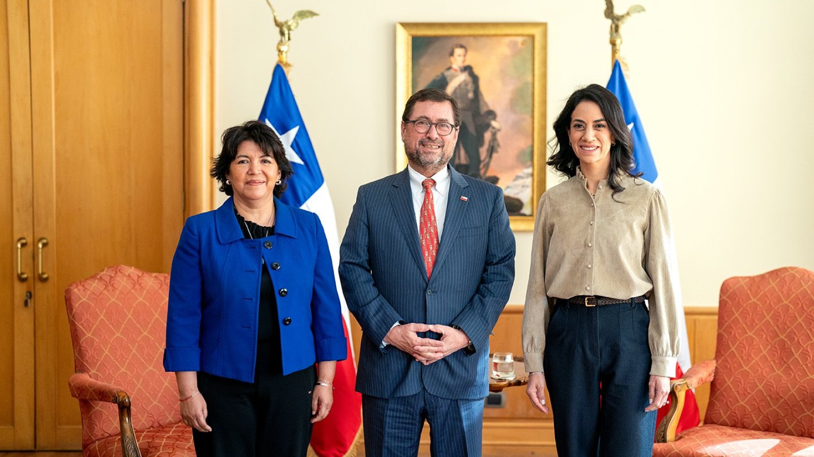 Canciller se reúne con senadoras Paulina Núñez y Yasna Provoste