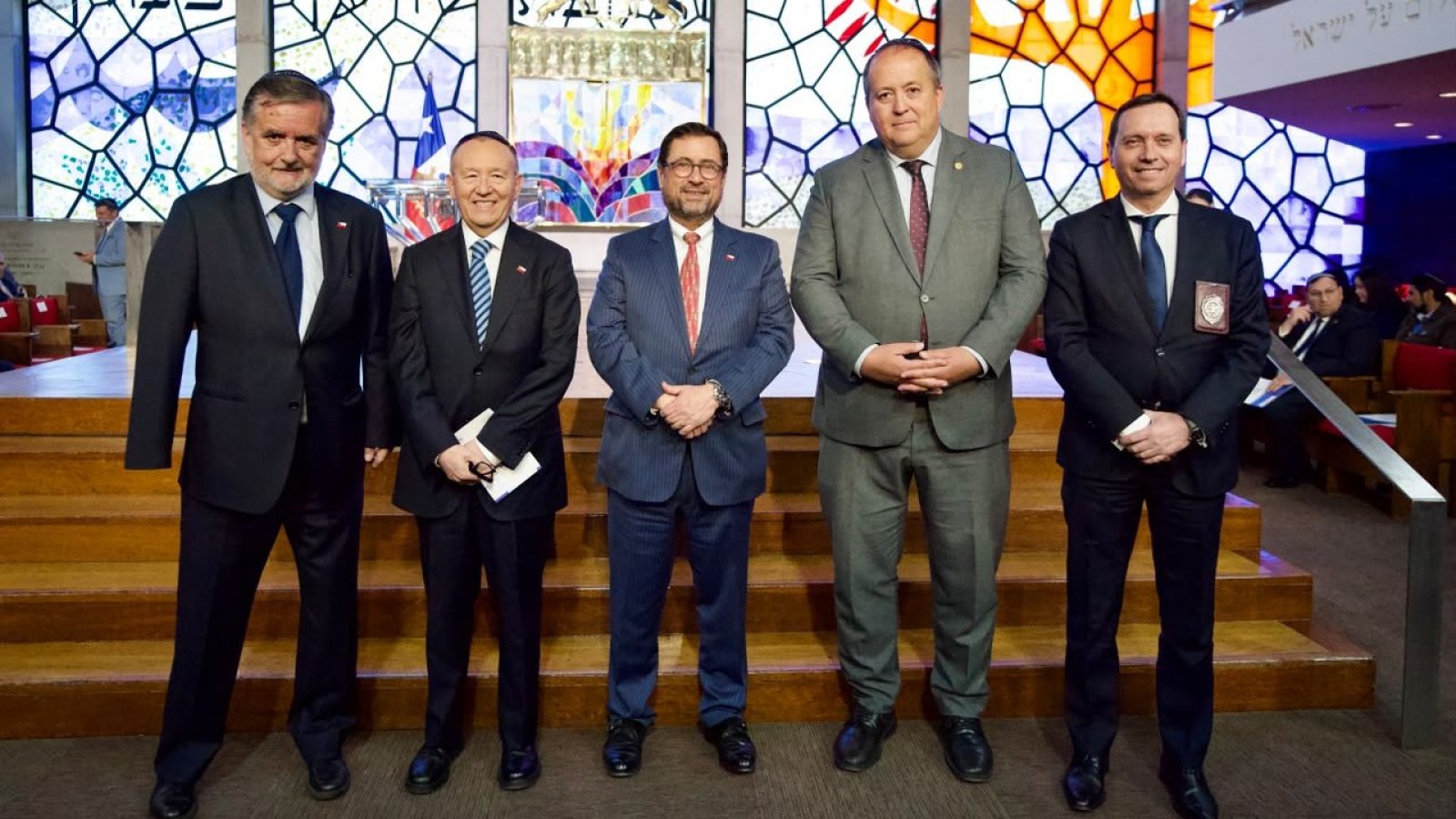 Canciller acompaña al Presidente a la Oración por Chile que realiza la comunidad judía
