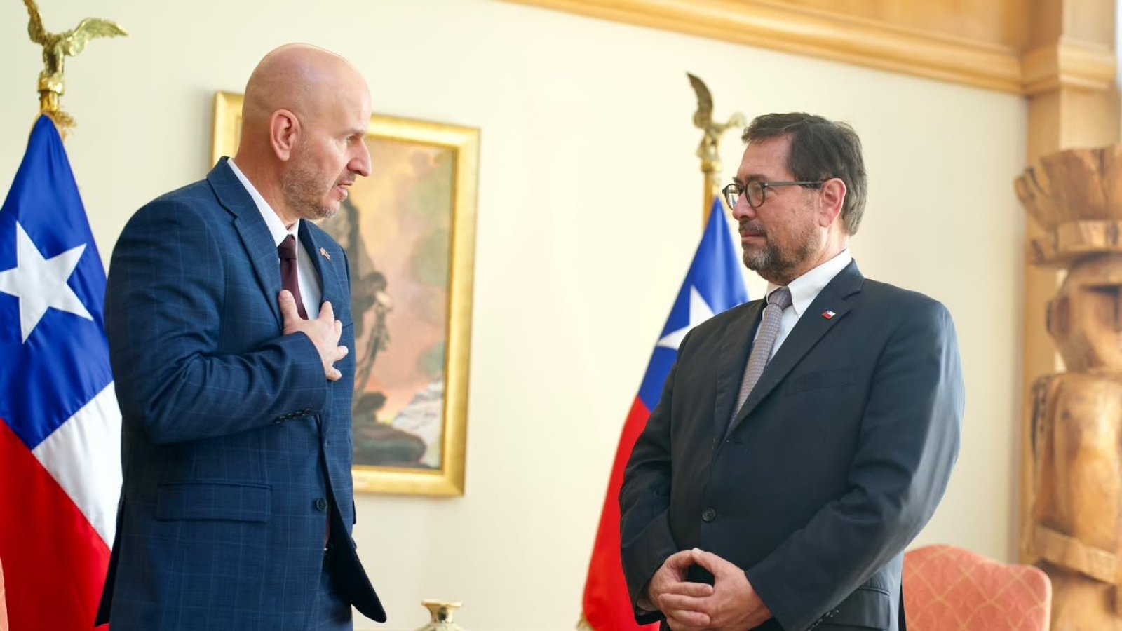 Canciller recibe al embajador de Estados Unidos