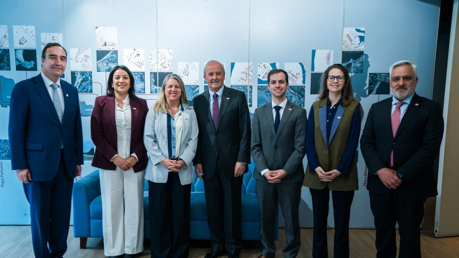Ministro (s) participa en mesa de trabajo sobre turismo antártico y destaca compromiso histórico de Chile con ese territorio