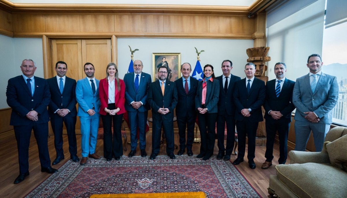 Minister Pérez Mackenna Receives Chilean-Arab Business Delegation