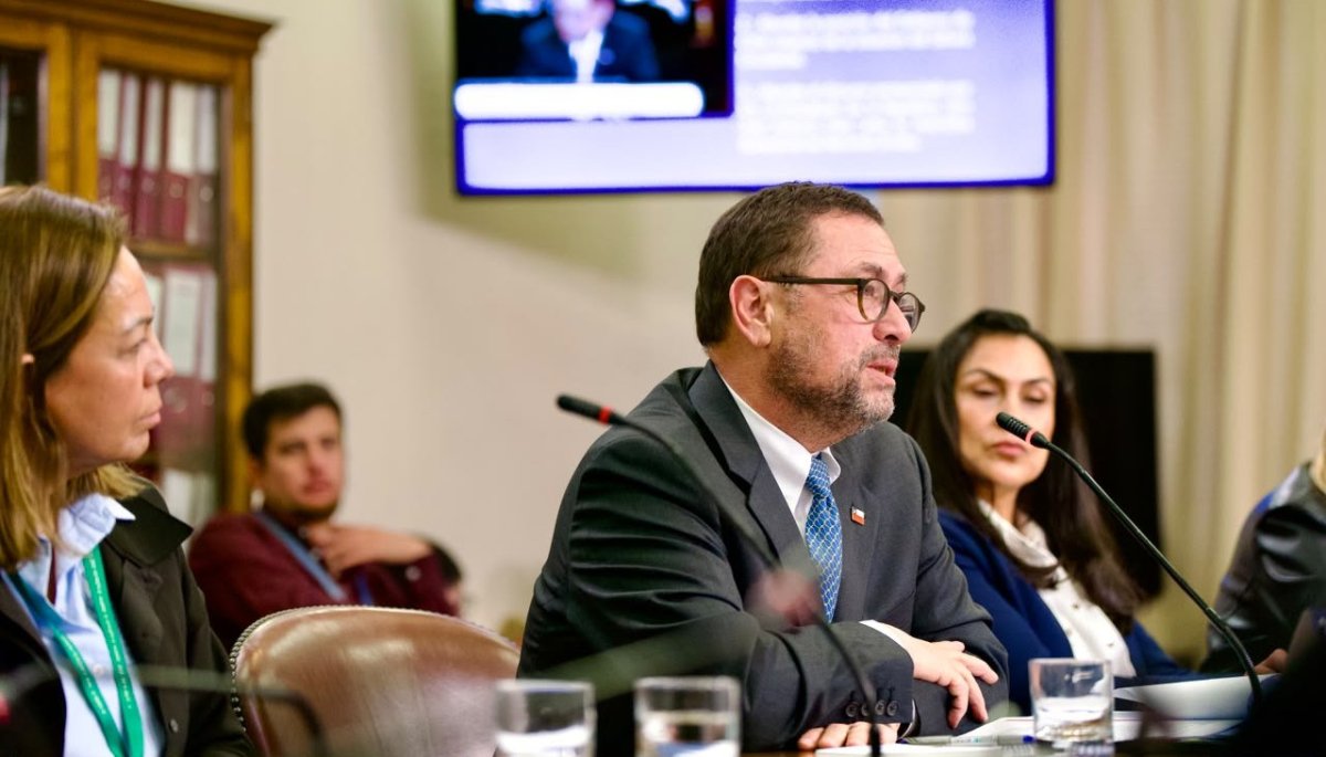 Minister Pérez Mackenna Addresses Foreign Policy Priorities