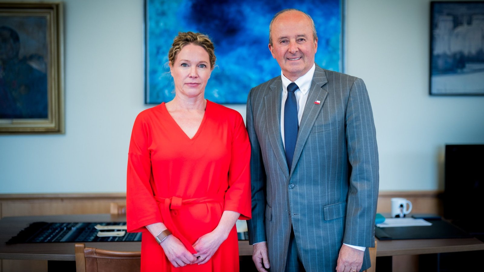 Canciller (s) Torres se reúne con la embajadora de Finlandia para avanzar en agenda de cooperación en materias económicas y tecnológicas