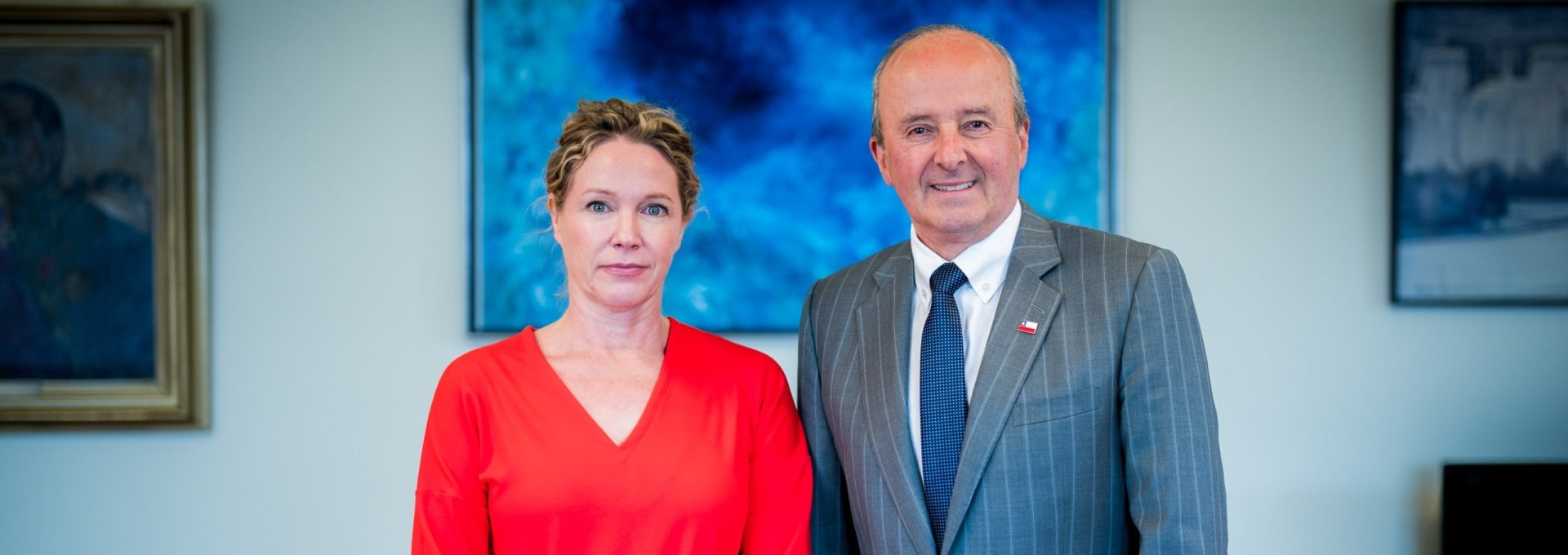Canciller (s) Torres se reúne con la embajadora de Finlandia para avanzar en agenda de cooperación en materias económicas y tecnológicas