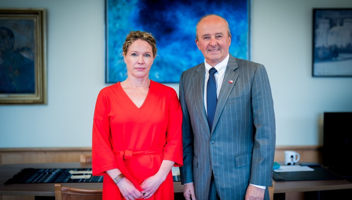 Canciller Torres Meets Finnish Envoy to Discuss Cooperation